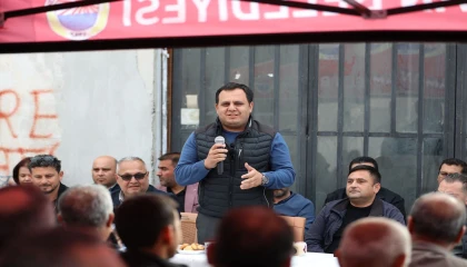 Dalaman Belediye Başkanı Sezer Durmuş, sanayi esnafıyla bir araya geldi.