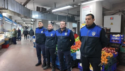 MARMARİS’TE PAZAR YERLERİNDE DENETİMLER DEVAM EDİYOR