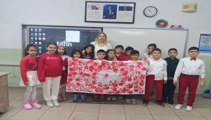 81 İlde Çocuklara "Bayrak Sevgisi" Aşılandı